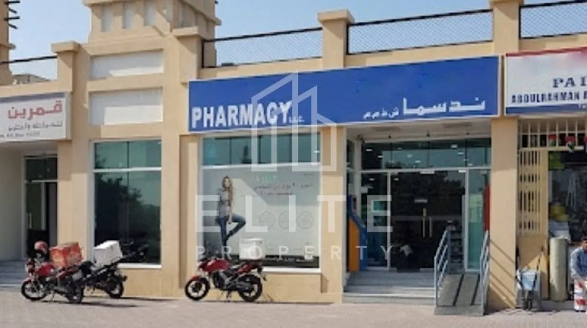 Propiedad comercial de 502m² en Al Qusais, UAE No. 748