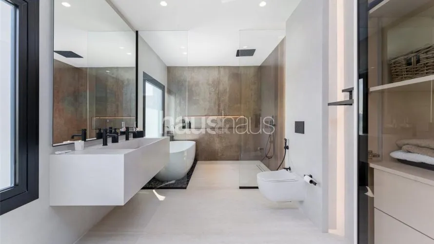 Villa de 5 dormitorios en Jumeirah Golf Estates, UAE No. 946 № 9