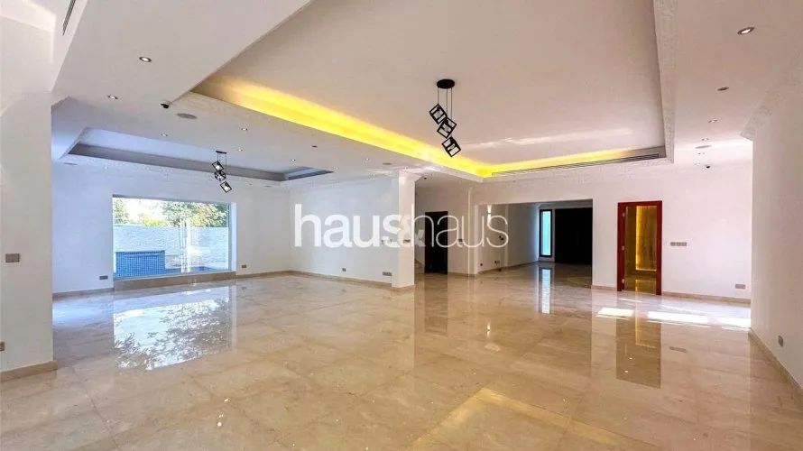 Villa de 6 dormitorios en Emirates Hills, UAE No. 907 № 19