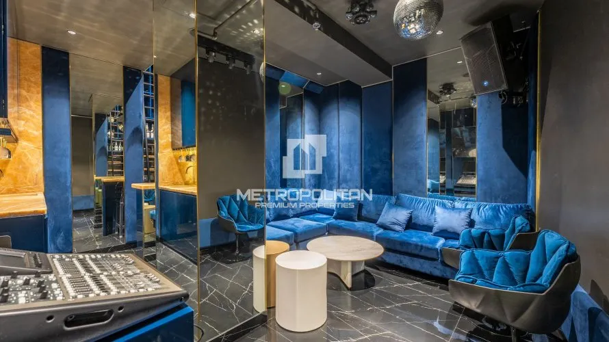 Villa de 7 dormitorios en XXII Carat, UAE No. 1567 № 12