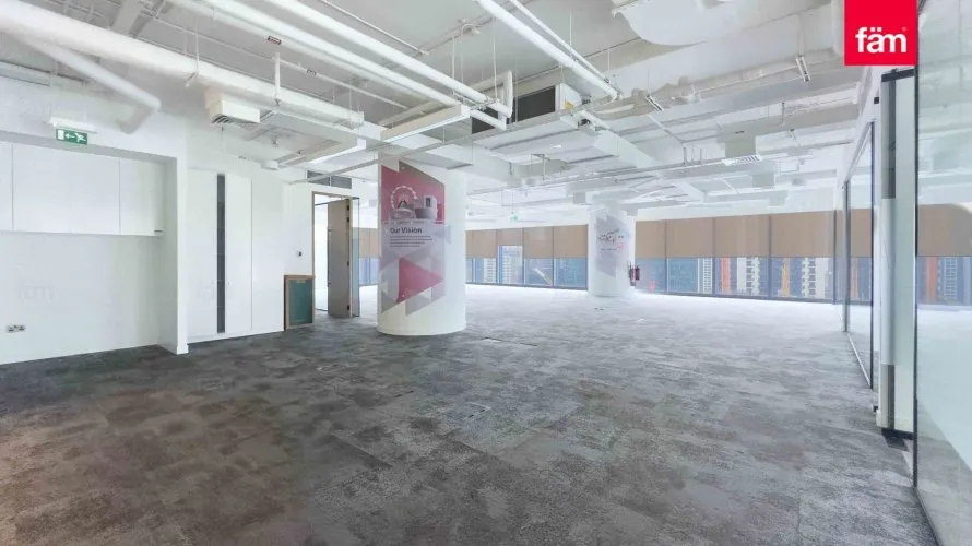 Oficina de 2753.3m² en Business Bay, UAE No. 2129 № 8
