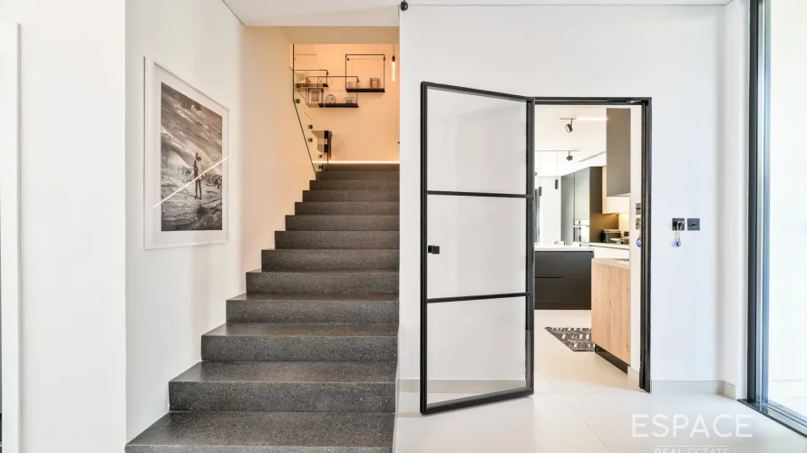Villa de 5 dormitorios en Meadows, UAE No. 1492 № 12