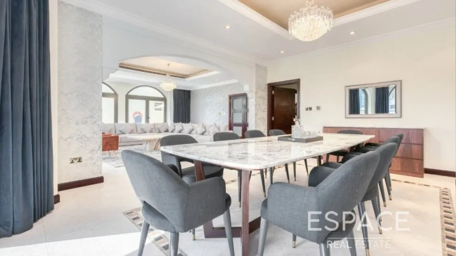 Villa de 5 dormitorios en Palm Jumeirah, UAE No. 1304 № 2