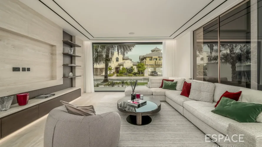 Villa de 5 dormitorios en Palm Jumeirah, UAE No. 1309 № 2