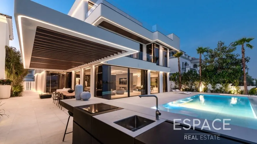 Villa de 6 dormitorios en Palm Jumeirah, UAE No. 1301