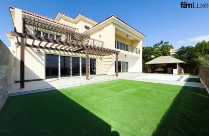 Villa de 6 dormitorios en Dubai, UAE No. 1925