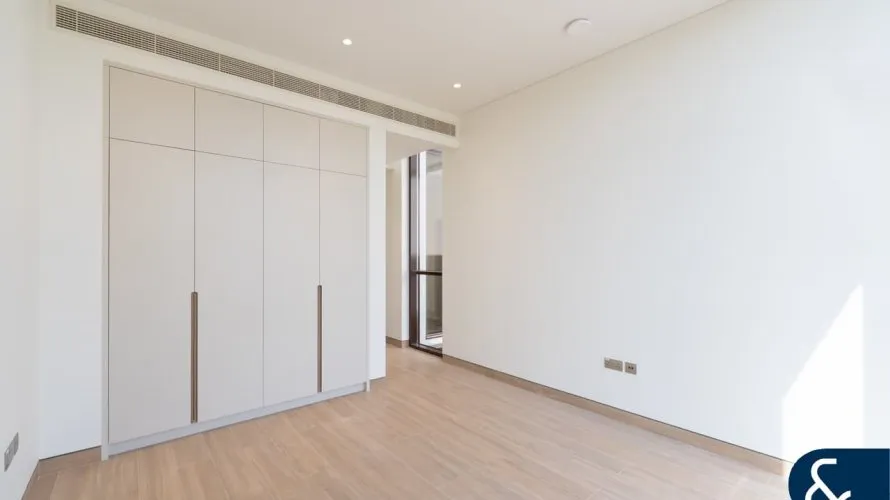 Villa de 5 dormitorios en Jumeirah Park Homes, UAE No. 2267 № 15