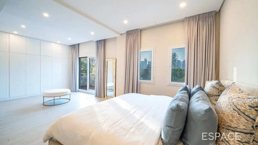 Villa de 6 dormitorios en Meadows, UAE No. 1258 № 8