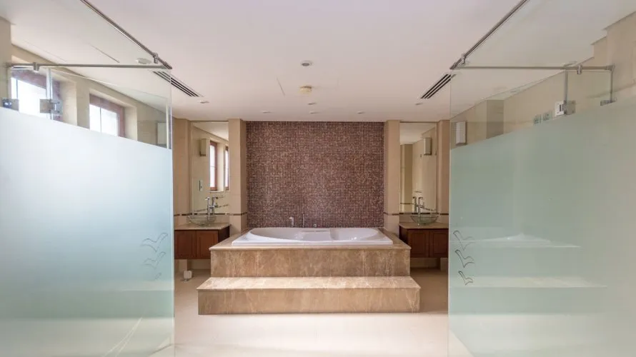 Villa de 5 dormitorios en Jumeirah Islands, UAE No. 2711 № 1