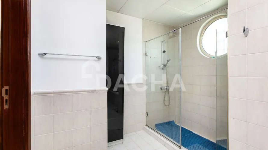Villa de 4 dormitorios en Jumeirah Islands, UAE No. 2694 № 22