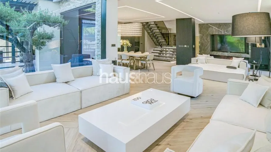 Villa de 5 dormitorios en Jumeirah Golf Estates, UAE No. 933 № 19