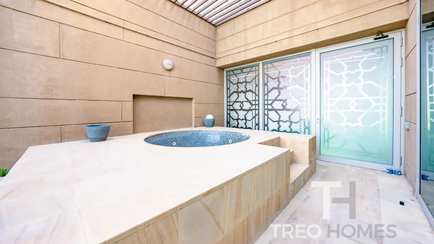 Apartamento de 4 dormitorios en Palm Jumeirah, UAE No. 484 № 12