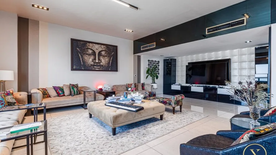 Apartamento de 5 dormitorios en The Residences, UAE No. 1005 № 3