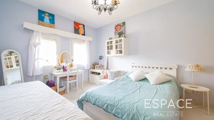 Villa de 5 dormitorios en Meadows 1, UAE No. 1299 № 9