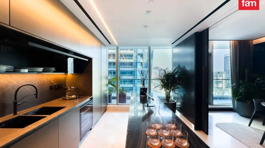 Apartamento de 4 dormitorios en Business Bay, UAE No. 1375 № 11