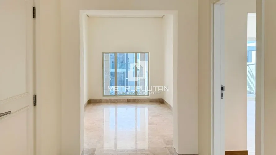 Villa de 5 dormitorios en District One, UAE No. 1630 № 10