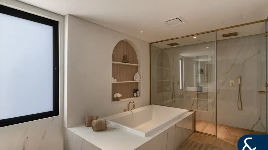 Villa de 5 dormitorios en Jumeirah Islands, UAE No. 2287 № 22