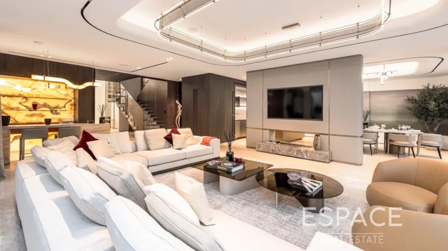 Villa de 6 dormitorios en Palm Jumeirah, UAE No. 1301 № 2