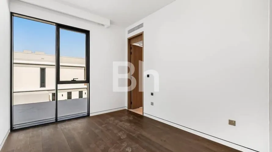 Villa de 5 dormitorios en Tilal Al Ghaf, UAE No. 1178 № 10