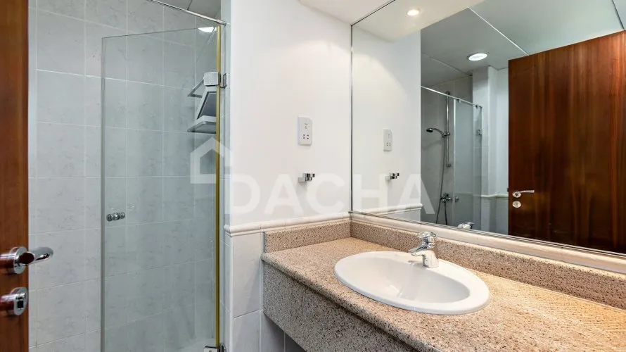 Villa de 4 dormitorios en Jumeirah Islands, UAE No. 2694 № 20
