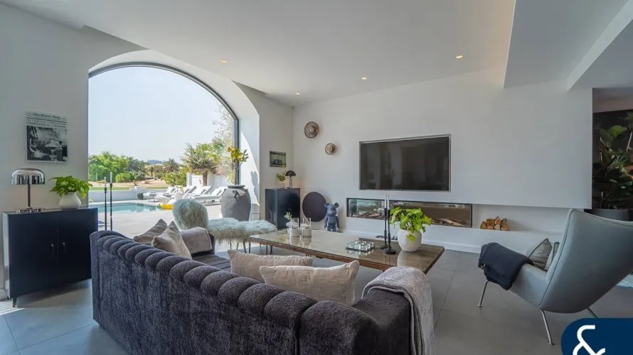 Villa de 6 dormitorios en Victory Heights, UAE No. 1993 № 5
