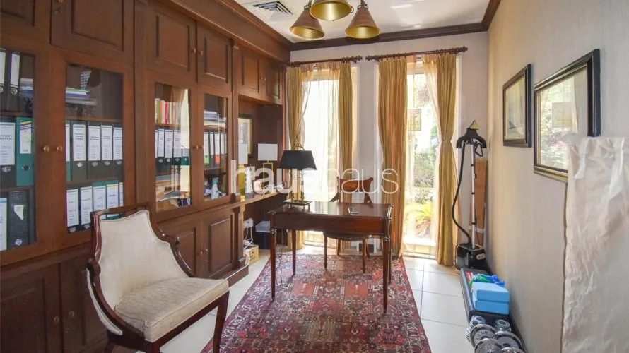 Villa de 5 dormitorios en Arabian Ranches, UAE No. 912 № 4