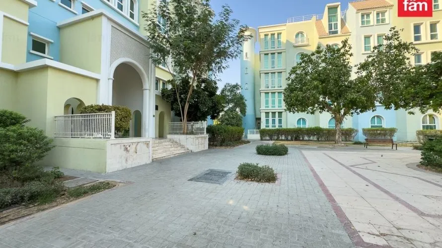 Edificio de 1357.7m² en Jebel Ali, UAE No. 2008 № 13