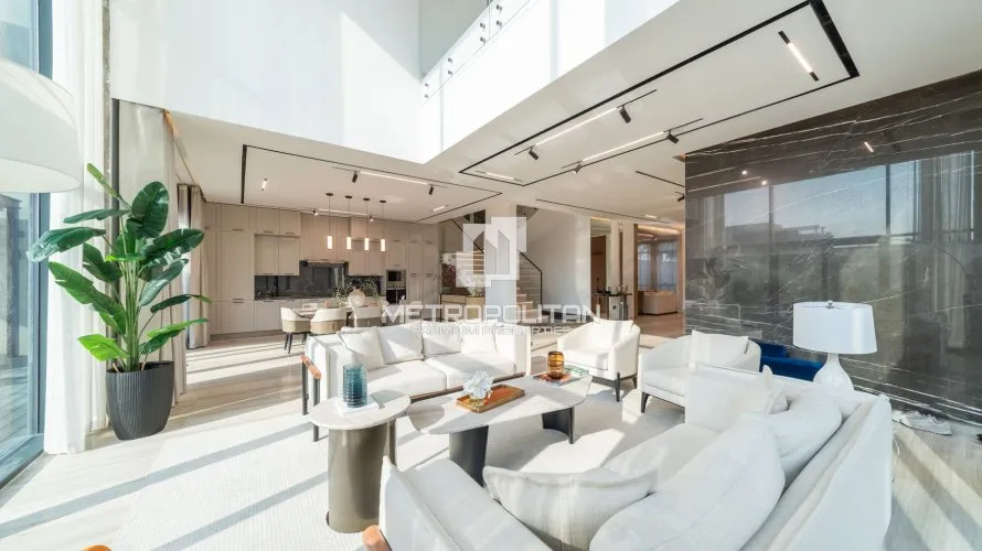 Villa de 6 dormitorios en Nad Al Sheba 1, UAE No. 1651