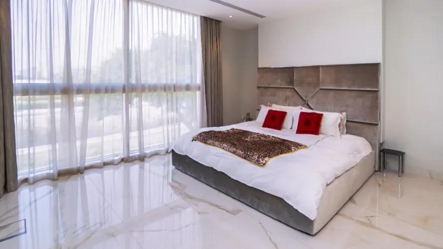 Villa de 7 dormitorios en Emirates Hills, UAE No. 322 № 8