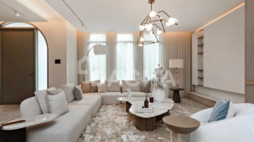 Villa de 4 dormitorios en Jumeirah Islands, UAE No. 2692 № 25