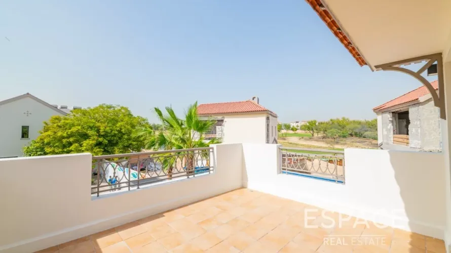 Villa de 5 dormitorios en Jumeirah Golf Estates, UAE No. 1273 № 13