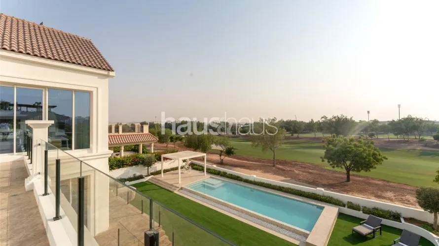Villa de 6 dormitorios en Jumeirah Golf Estates, UAE No. 861 № 23