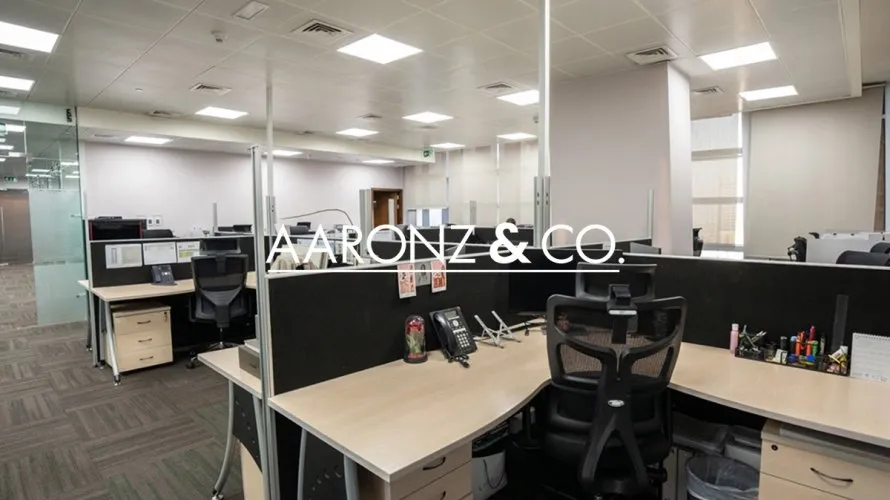 Oficina de 434m² en Business Bay, UAE No. 2306 № 2