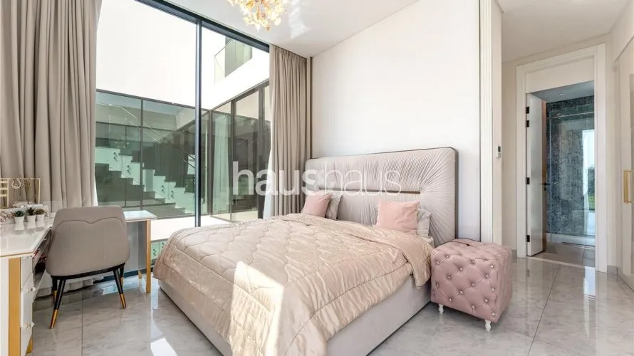 Villa de 4 dormitorios en Al Barari, UAE No. 881 № 14