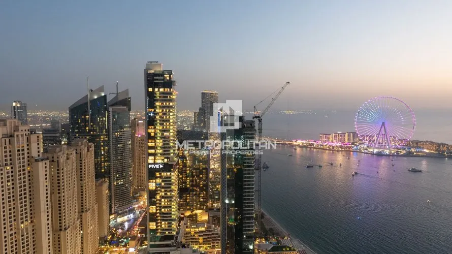 Apartamento de 5 dormitorios en 1 JBR, UAE No. 1555 № 27