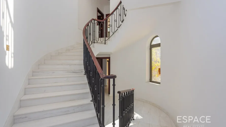 Villa de 5 dormitorios en Palm Jumeirah, UAE No. 1271 № 8