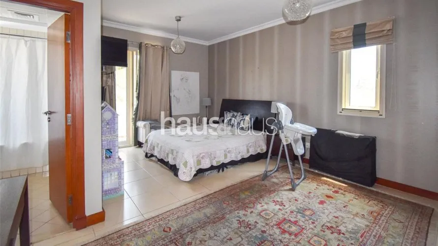 Villa de 5 dormitorios en Arabian Ranches, UAE No. 912 № 8