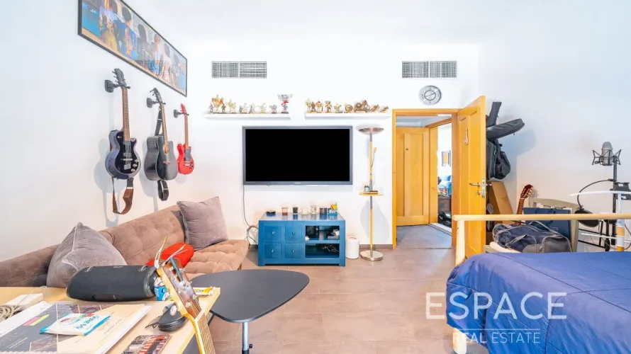 Villa de 5 dormitorios en Meadows 1, UAE No. 1299 № 12
