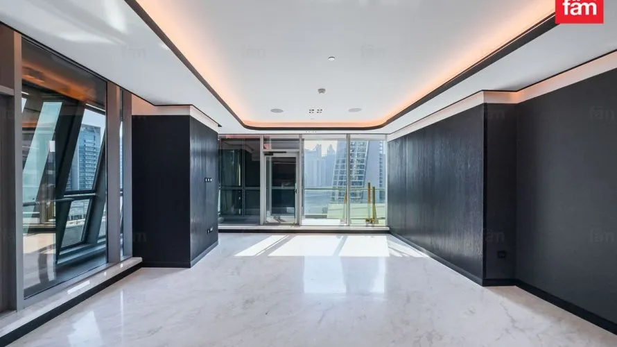Apartamento de 4 dormitorios en Business Bay, UAE No. 1375 № 1