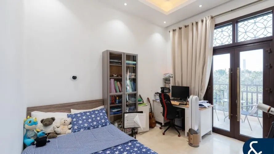 Villa de 4 dormitorios en Jumeirah Park Homes, UAE No. 1757 № 21