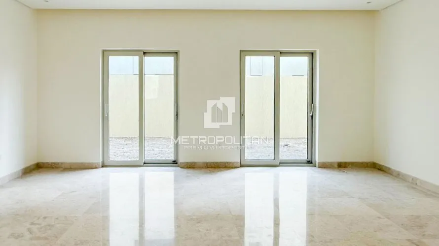 Villa de 5 dormitorios en District One, UAE No. 1630 № 2
