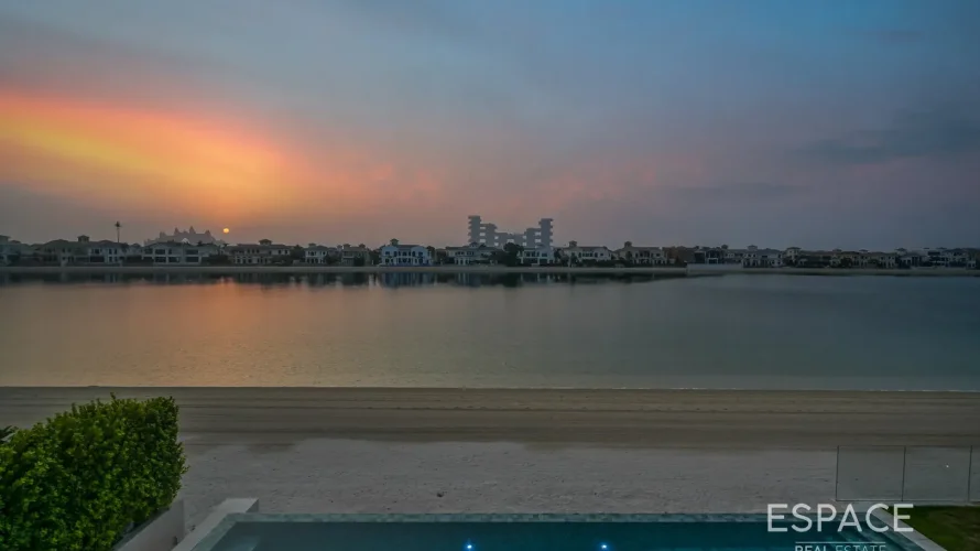 Villa de 5 dormitorios en Palm Jumeirah, UAE No. 1309 № 10