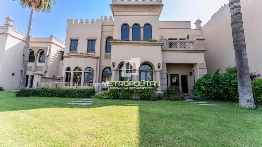 Villa de 3 dormitorios en Palm Jumeirah, UAE No. 515 № 3