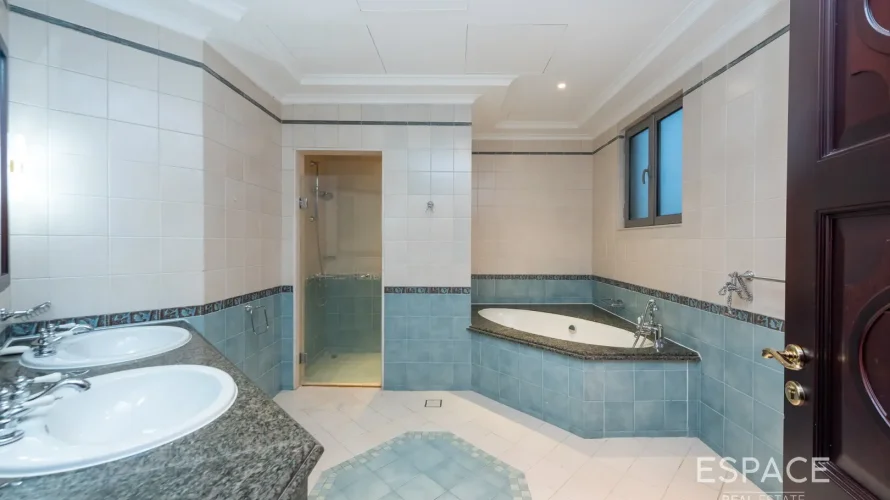 Villa de 4 dormitorios en Palm Jumeirah, UAE No. 1254 № 10