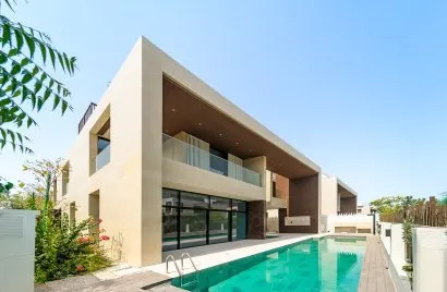 Villa de 5 dormitorios en Wadi Al Safa 3, UAE No. 2211
