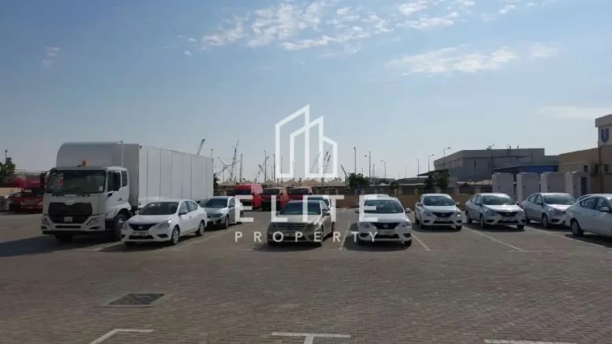 Almacén de 7118m² en Dubai, UAE No. 754 № 6