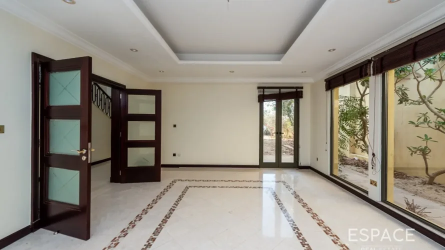 Villa de 4 dormitorios en Palm Jumeirah, UAE No. 1279 № 3