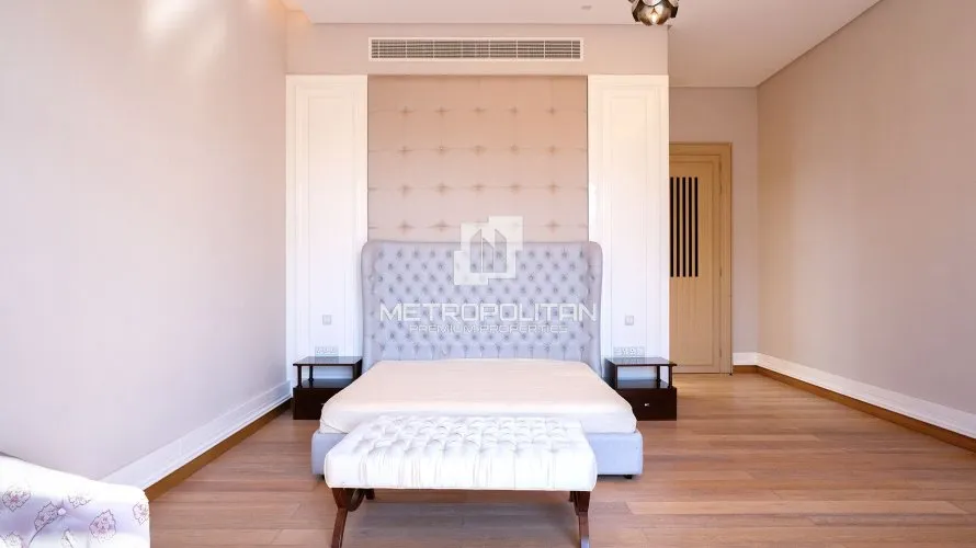 Villa de 6 dormitorios en Emirates Hills, UAE No. 525 № 18