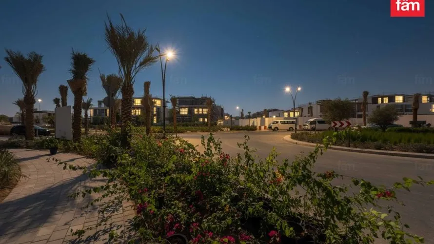 Villa de 5 dormitorios en Dubai, UAE No. 1519