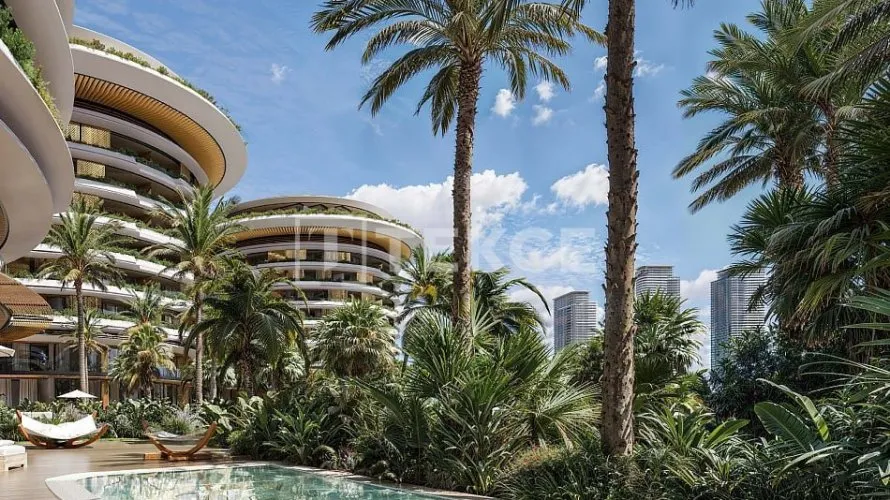 Apartamento de 4 dormitorios en Dubai Harbour, UAE No. 2150 № 1